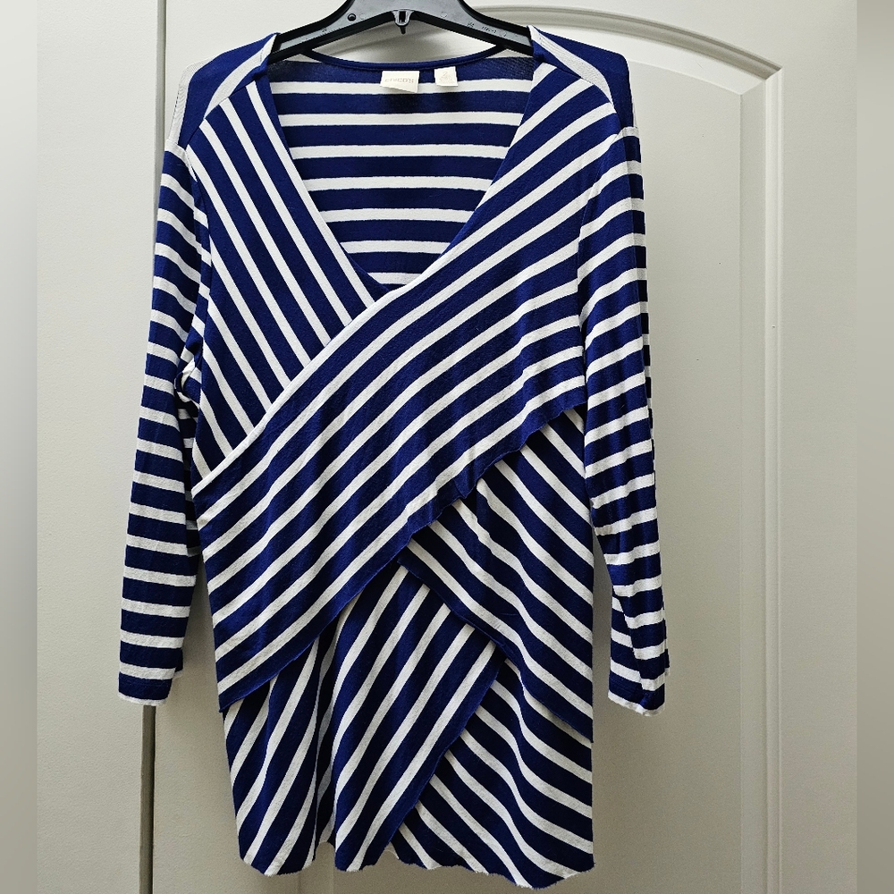 CHICO'S Navy and White Tiered Striped Top Size 2 (like XL)